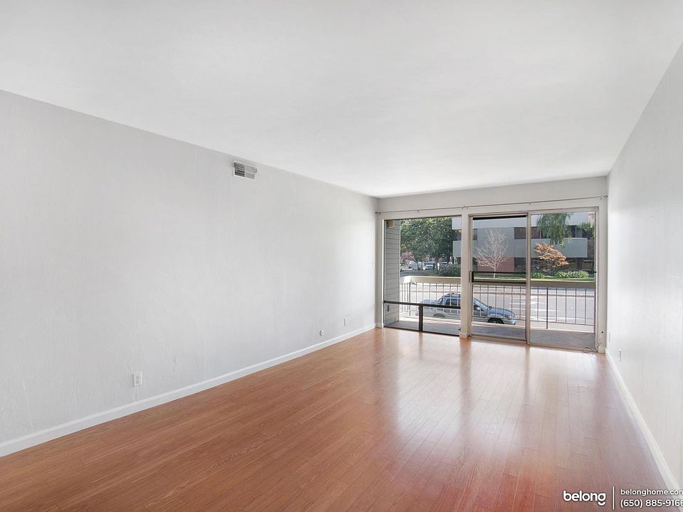 1st image of 688 Mariners Island Blvd APT 113