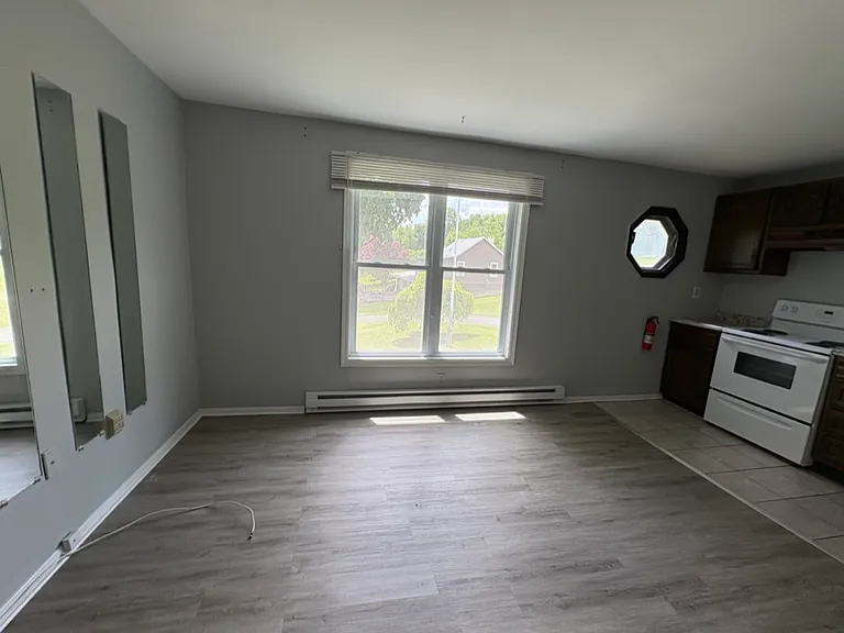 207 Highland Ave #1 — Photo 2