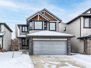 9 W Cranwell Ct SE, Calgary, AB T3M 0B7