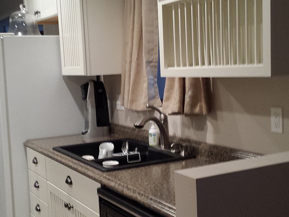 3rd image of 501 Mount Vernon Dr