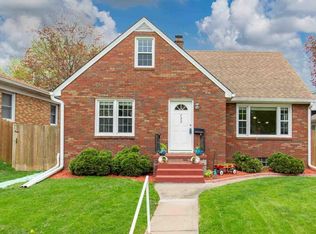 733 W Rusholme St, Davenport, IA