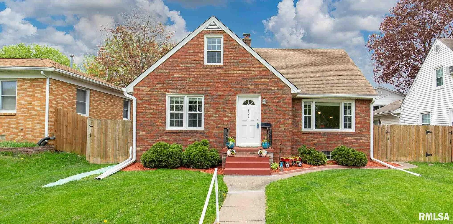 733 W Rusholme St photo 1
