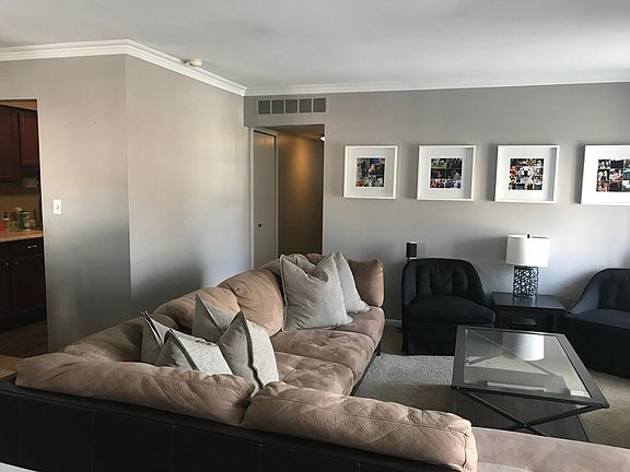 5th image of 22817 Overlake St