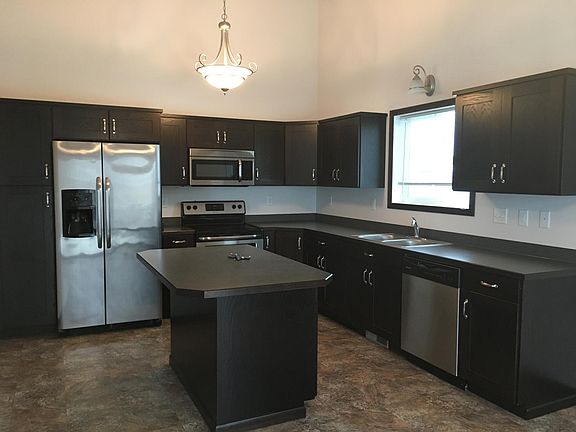 2nd image of 3589 8th St E