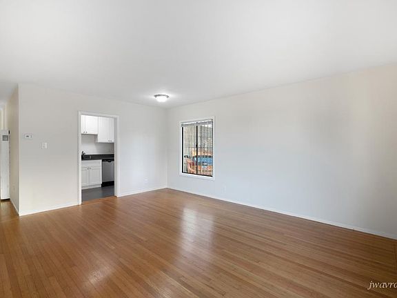 5th image of 80 Terra Vista Ave #7O4