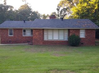 5461 11th Ave E, Northport, AL 35473