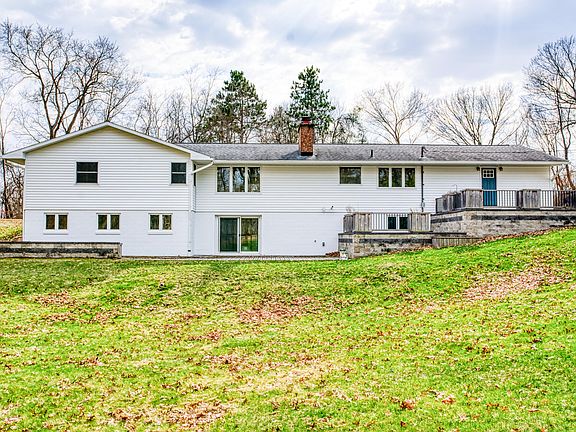 4th image of 1191 Pierce Rd