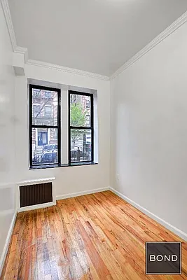 Rented by Bond New York | media 7