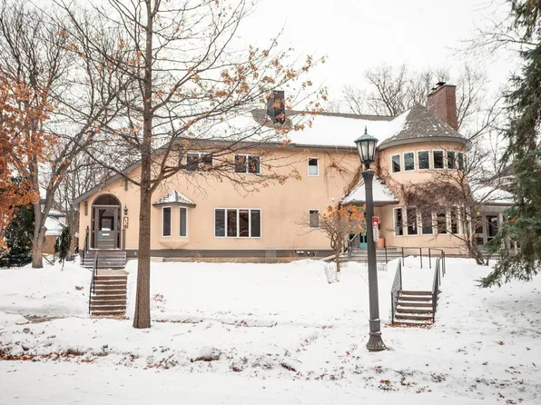 140 Cambridge St, Saint Paul, MN 55105