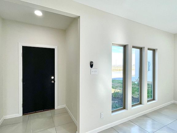 2nd image of 1416 El Caporal Dr