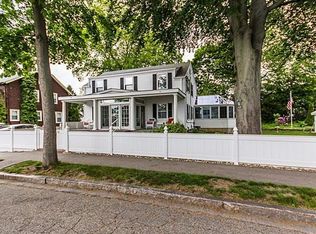 38 Ridgeway Dr, Quincy, MA 02169