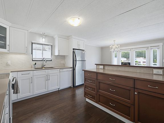4th image of 4426 232nd St #12