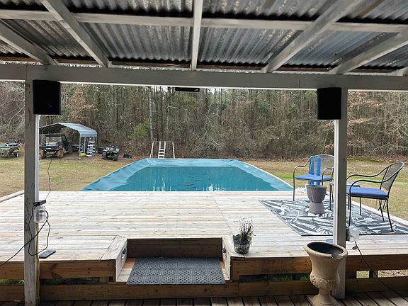 5th image of 210 Harper Cove Ln