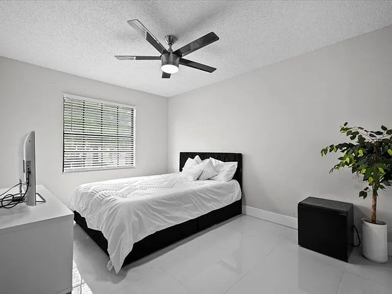 1779 Harborside Cir — Photo 8