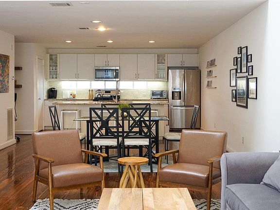 Open concept, modern living at its best!