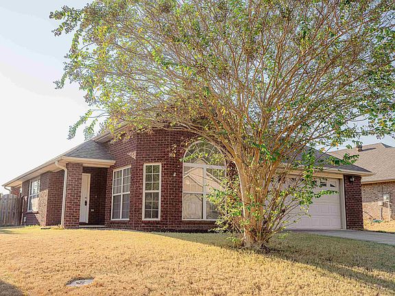 5th image of 326 Ivy Hills Cir