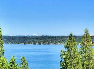 2217 W Lake Sammamish Pkwy SE, Bellevue, WA 98008