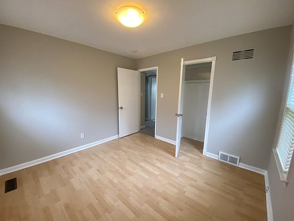 4th image of 320 W Sonoma Ave