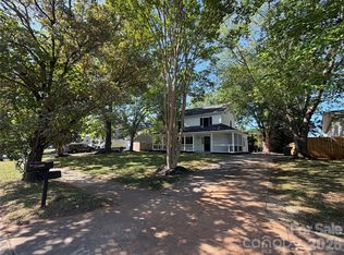 4339 Bathurst Dr, Charlotte, NC 28227