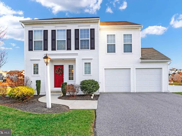 982 Kavanagh Cir, Red Lion, PA 17356