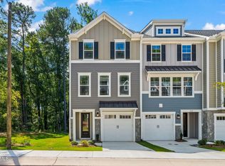 1114 Blackthorn Ln, Durham, NC 27703