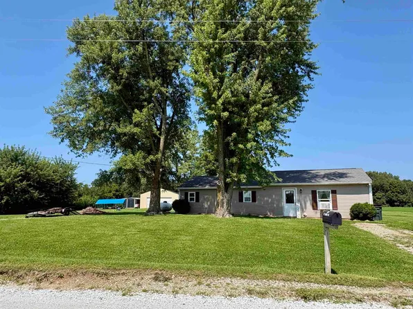 2118 W Tower Rd, Williamsport, IN 47993