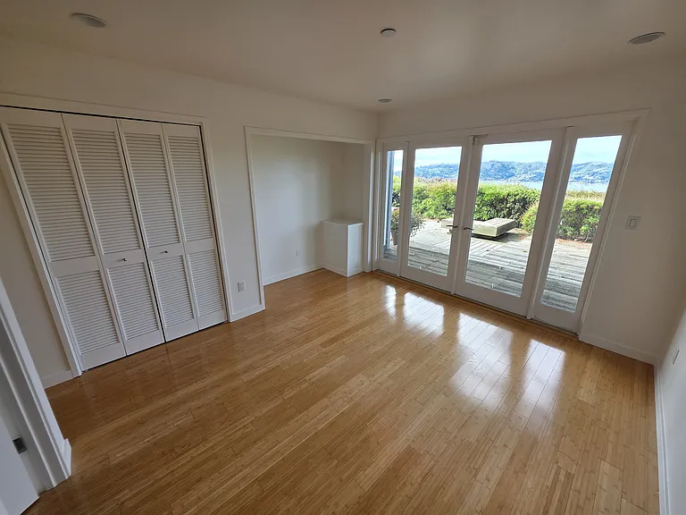 118 Hacienda Dr — Photo 49