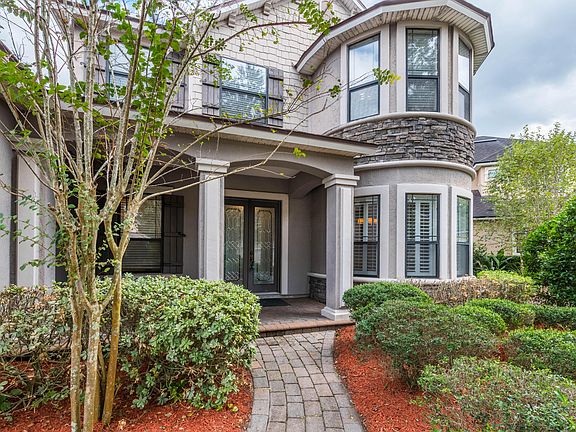 4th image of 3573 HIGHLAND GLEN Way W