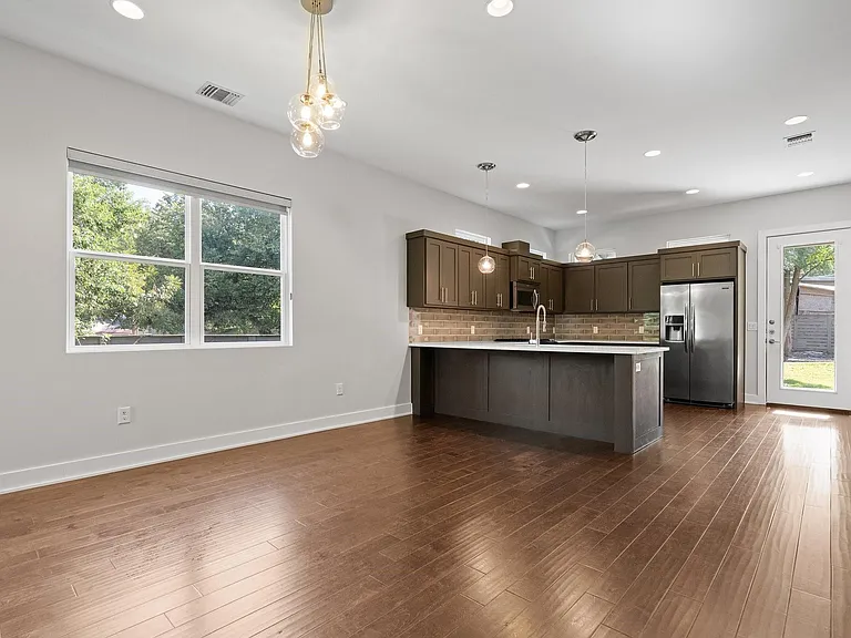 7217 Blessing Ave #A — Photo 7