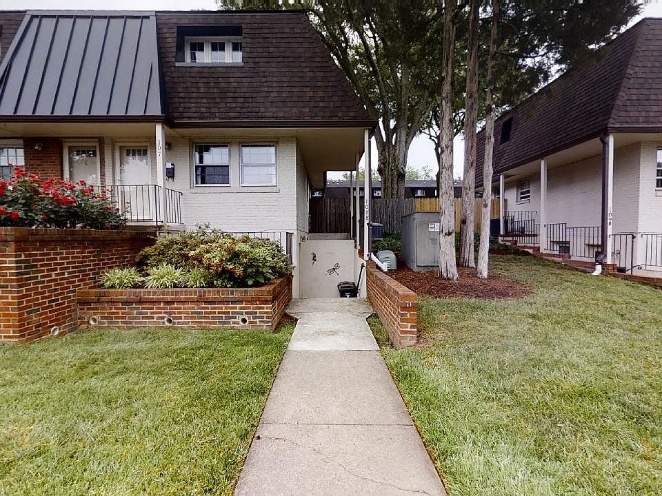 1st image of 107 S Virginia Ave