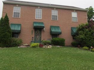318 Carriage Blvd, Pittsburgh, PA