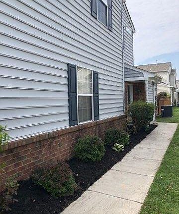 3rd image of 408 Belmont Cir
