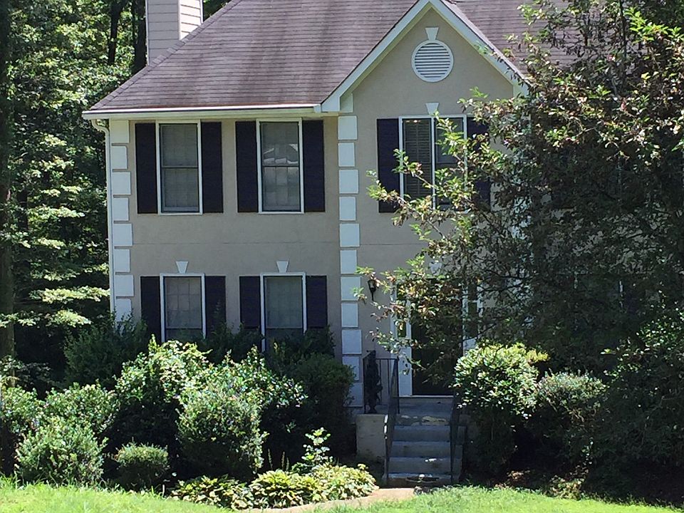 2nd image of 2579 Loring Rd NW