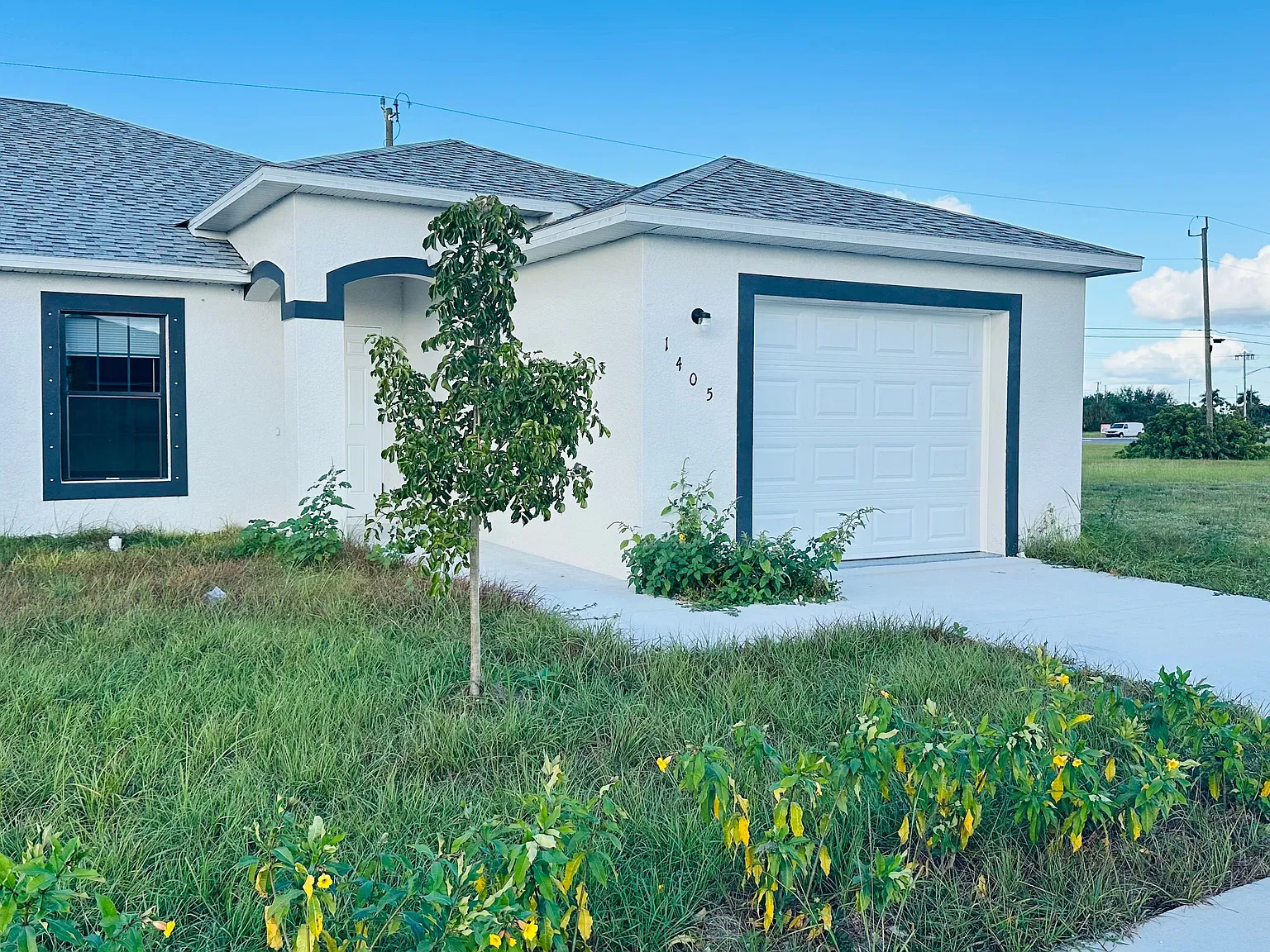 3 bed, 2.0 bath, $1,640 — Photo 2