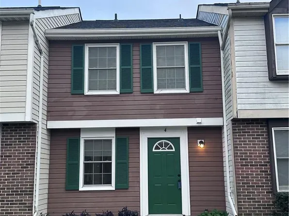 4 Christine Ct, Hampton, VA 23666