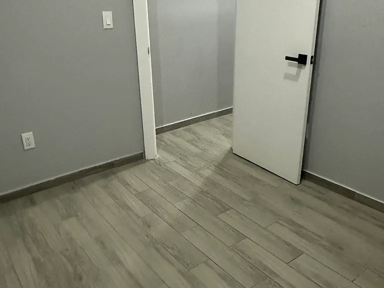 1122 Boynton Ave #4 — Photo 8