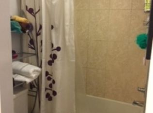 2196 Hedgerow Rd UNIT L, Columbus, OH 43220