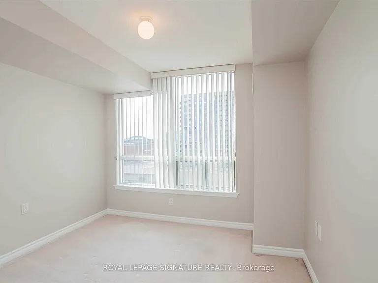 9017 Leslie St #603 — Photo 13