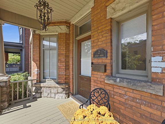 3rd image of 2 Cottage Ave