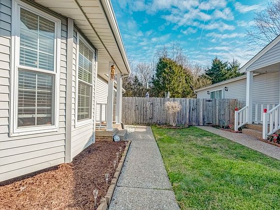 5th image of 3016 Casa Dr