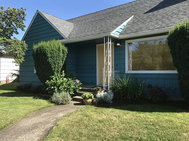 9026 SE Harrison St — Photo 41