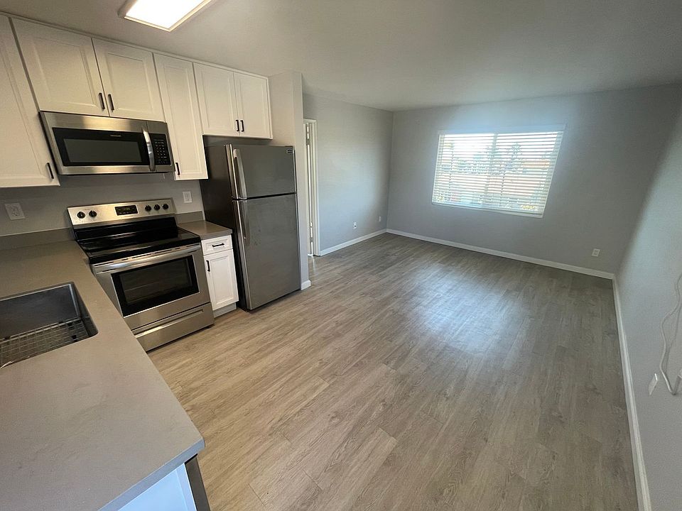 1st image of 4109 Kansas St APT 6