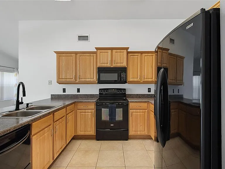 113 Whippoorwill Dr — Photo 18
