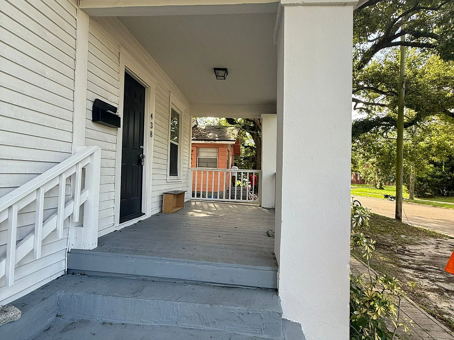 2 bed, 867 sqft, $1,200 — Photo 2