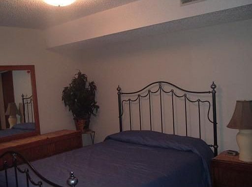 4th image of 41 Davis Cir