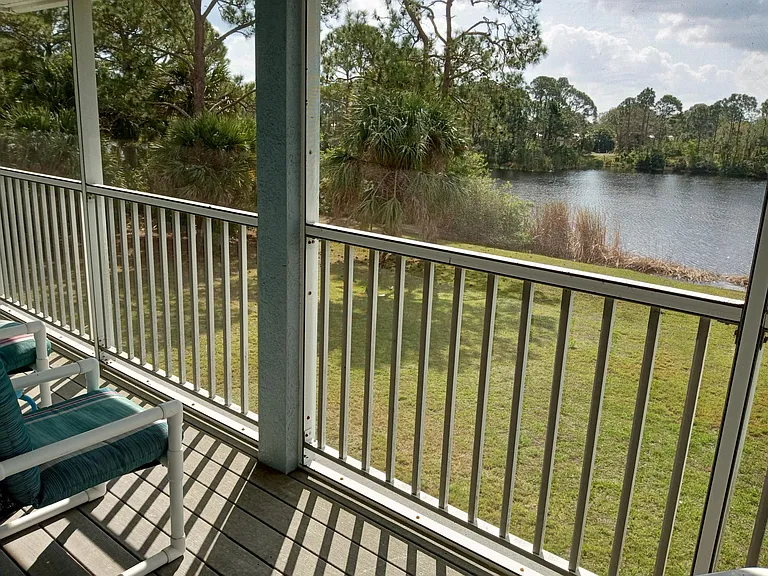 Indian River Blvd — Photo 2