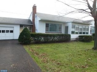 96 Milford Sq, Quakertown, PA 18951