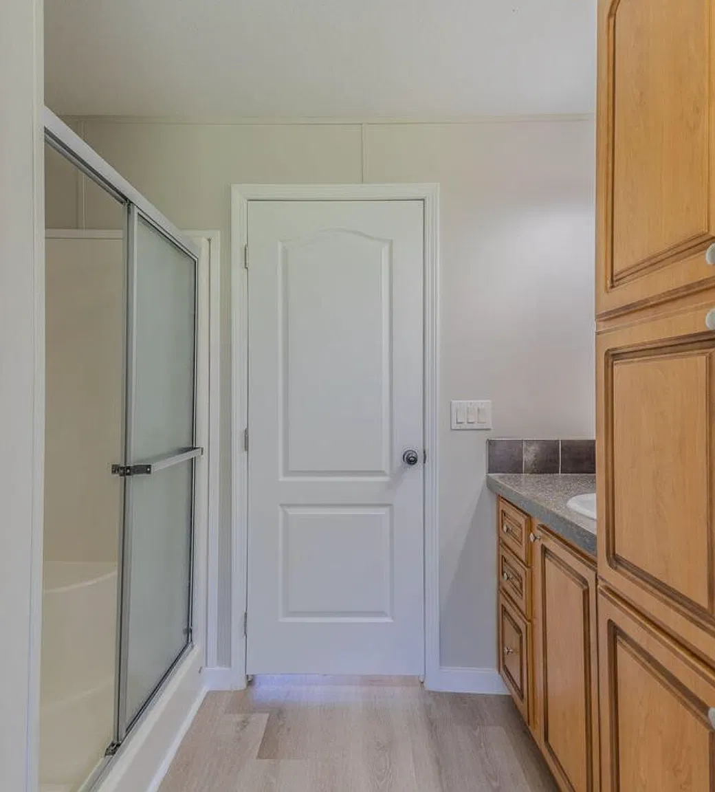 3 bed, 1188 sqft, $1,599 — Photo 4