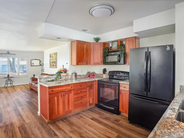 3577 Pear Blossom Ave, Oceanside, CA 92057