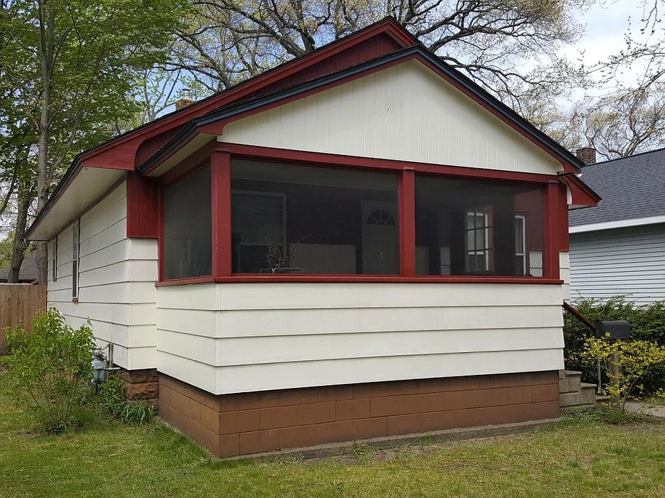 1st image of 1757 Dyson St